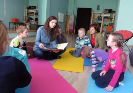 Як організувати книжкові посиденьки з дітьми - маленький Новомосковсктель (дітьми) Як організувати книжкові посиденьки з дітьми - маленький Новомосковсктель
