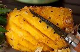 Як почистити і порізати ананас, Кухар (порізати) Як почистити і порізати ананас, Кухар
