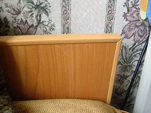 Як відремонтувати старий диван своїми руками (боковини можна вирізати) Як відремонтувати старий диван своїми руками