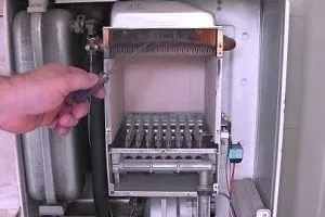 Як правильно почистити газовий котел від сажі та нагару (сажі) Як правильно почистити газовий котел від сажі та нагару