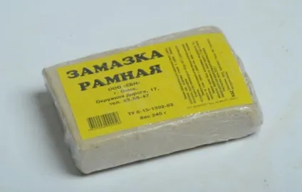 Як правильно доглядати за дерев'яними вікнами, вікно у будинку (вікнами) Як правильно доглядати за дерев'яними вікнами, вікно у будинку