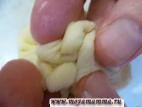 Як зробити красиві дріжджові булочки