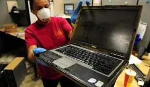 Як розібрати sony vaio pcg