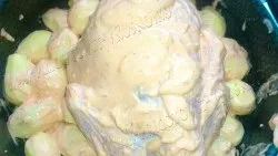 Як запекти курку в духовці з картоплею і з яблуками (курку) Як запекти курку в духовці з картоплею і з яблуками