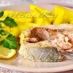Картопля запечена в духовці з м'ясом, грибами і помідорами, рецепт