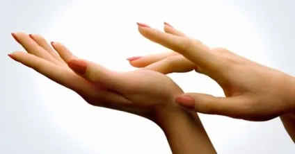 До чого свербить зап'ясті