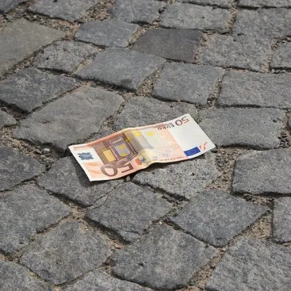 До чого втрачають гроші
