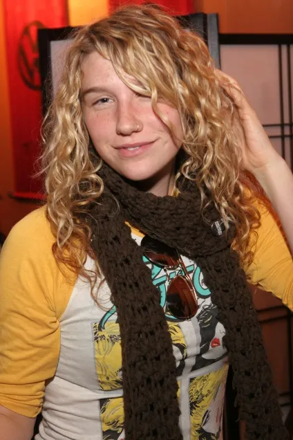 Kesha (кеша) без макіяжу (kesha) Kesha (кеша) без макіяжу