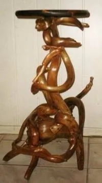 Корнепластика, будинок і сад