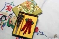 Прикраси для ляльок
