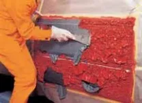 Видалення старої фарби і іржі з металу, зачистка зварних швів (старої) Видалення старої фарби і іржі з металу, зачистка зварних швів