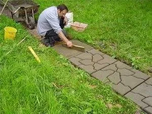 Укладання тротуарної плитки на дачі технологія укладання тротуарної плитки на дачі і що для цього (плитки) Укладання тротуарної плитки на дачі технологія укладання тротуарної плитки на дачі і що для цього