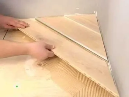 Укладання паркетної дошки своїми руками відео-інструкція (руками) Укладання паркетної дошки своїми руками відео-інструкція