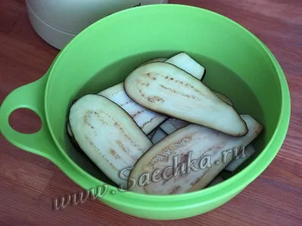 Прибрати гіркоту баклажан - кулінарний рецепт з фото (гіркота) Прибрати гіркоту баклажан - кулінарний рецепт з фото