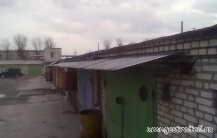 Козирок над гаражем фото наших робіт козирків над гаражами з оцинковки, профнастилу і (можемо) Козирок над гаражем фото наших робіт козирків над гаражами з оцинковки, профнастилу і