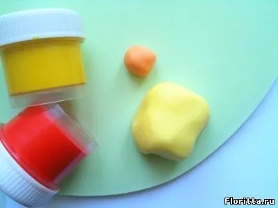 Крокуси з холодного фарфору