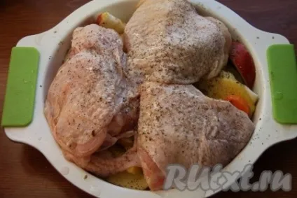 Курка з яблуками і картоплею в духовці - рецепт з фото (духовці) Курка з яблуками і картоплею в духовці - рецепт з фото