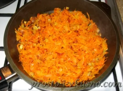 Курка з грибами і овочами в томатному соусі (овочами) Курка з грибами і овочами в томатному соусі