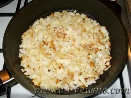 Курка з грибами і овочами в томатному соусі (грибами) Курка з грибами і овочами в томатному соусі