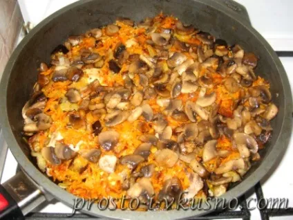 Курка з грибами і овочами в томатному соусі (овочами) Курка з грибами і овочами в томатному соусі