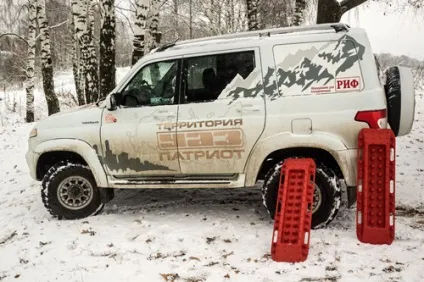 Лікнеп - школа off-road - тест сенд-траків noname (пластикові сенд-траки) Лікнеп - школа off-road - тест сенд-траків noname