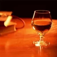 Маска для волосся з коньяком кращі рецепти домашніх масок (домашніх) Маска для волосся з коньяком кращі рецепти домашніх масок