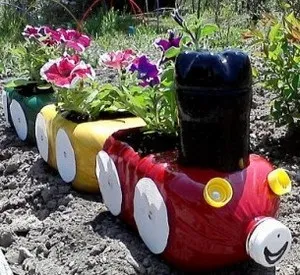 Майстер класи з оформлення клумби з пластикових пляшок (Подивіться майстер клас) Майстер класи з оформлення клумби з пластикових пляшок