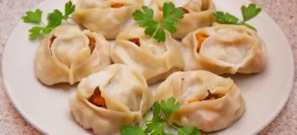 Манти з гарбузом, м'ясом, фаршем і картоплею - рецепти тесту і начинки (гарбузом) Манти з гарбузом, м'ясом, фаршем і картоплею - рецепти тесту і начинки