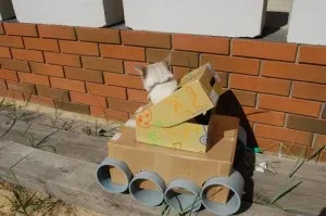 Майстер-клас танк для кота з картонної коробки (фото!) - кототека - найцікавіше про світ кішок (картонній) Майстер-клас танк для кота з картонної коробки (фото!) - кототека - найцікавіше про світ кішок