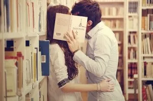 Незвичайна книжкова весілля (книжкова весілля) Незвичайна книжкова весілля