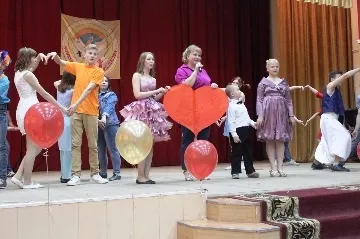 Немає в світі радісніше справи, ніж виховання душі ... (студентське життя) Немає в світі радісніше справи, ніж виховання душі ...