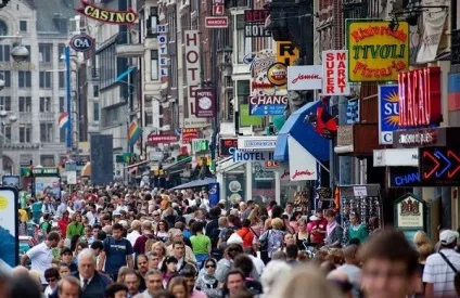 Нідерланди на карті світу російською мовою де знаходиться Голландія (сезон 2017) (детальна карта Нідерландів з містами російською мовою) Нідерланди на карті світу російською мовою де знаходиться Голландія (сезон 2017)