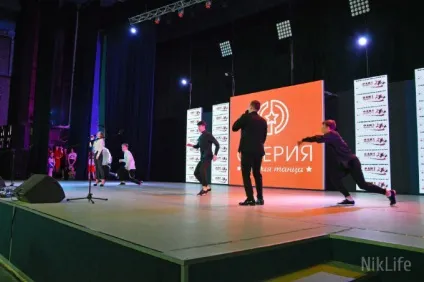 Миколаївські театрали-аматори міркували про любов і славу, святкуючи свій ювілей (любові) Миколаївські театрали-аматори міркували про любов і славу, святкуючи свій ювілей