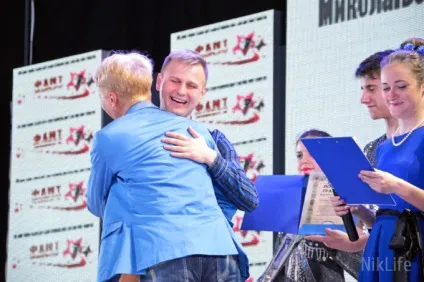 Миколаївські театрали-аматори міркували про любов і славу, святкуючи свій ювілей (любові) Миколаївські театрали-аматори міркували про любов і славу, святкуючи свій ювілей