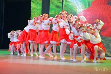 Миколаївські театрали-аматори міркували про любов і славу, святкуючи свій ювілей (любові) Миколаївські театрали-аматори міркували про любов і славу, святкуючи свій ювілей