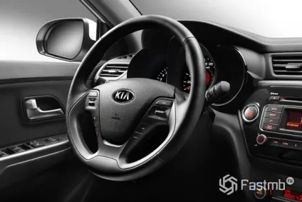 Огляд kia rio 2015