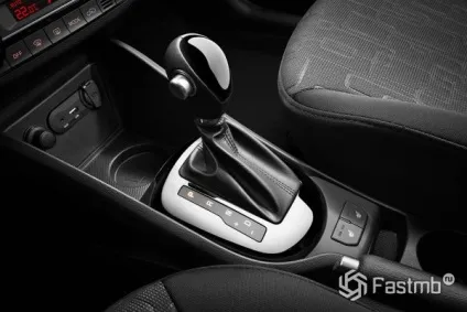 Огляд kia rio 2015