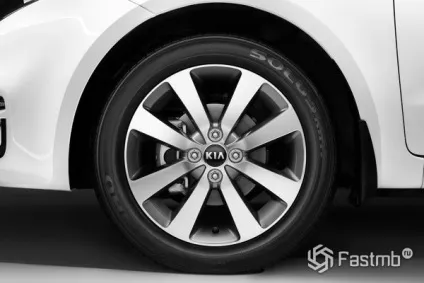 Огляд kia rio 2015