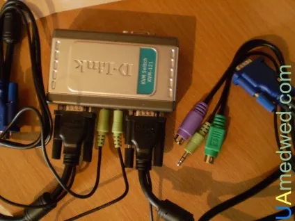Огляд kvm switch d-link kvm-121