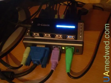 Огляд kvm switch d-link kvm-121