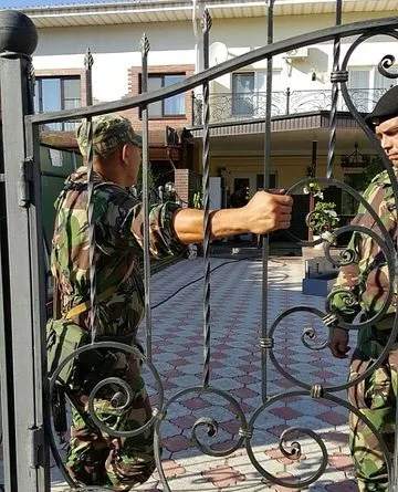Вони що хотіли, те й творили (хотіли) Вони що хотіли, те й творили