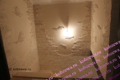 Оздоблення передпокої декоративним каменем, арт-студія натальи Кобзєва (декоративним) Оздоблення передпокої декоративним каменем, арт-студія натальи Кобзєва