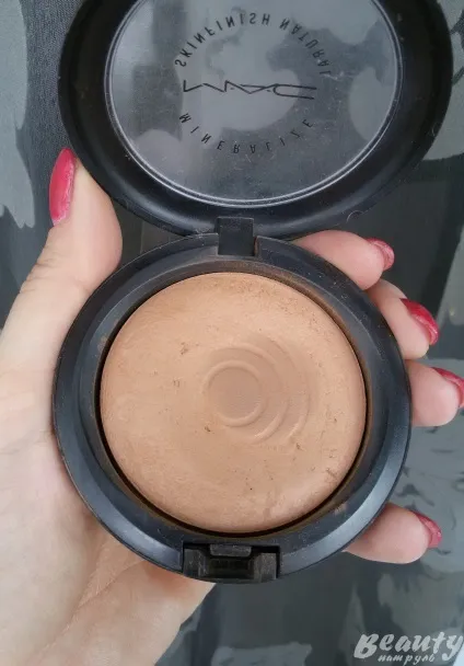 Відгуки про мінеральну пудрі mac mineralize skinfinish natural