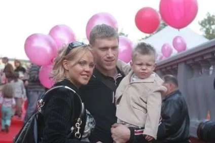 Павло Погребняк біографія, фото, особисте життя (дружина, сім'я Погребняка) 2017 (Погребняк) Павло Погребняк біографія, фото, особисте життя (дружина, сім'я Погребняка) 2017