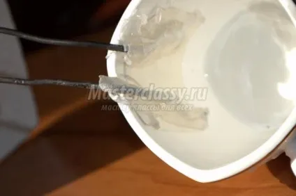 Ширяюча чашка з монетками, або як зробити грошовий водоспад своїми руками (чашка) Ширяюча чашка з монетками, або як зробити грошовий водоспад своїми руками