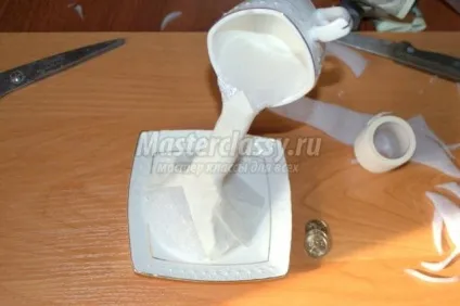Ширяюча чашка з монетками, або як зробити грошовий водоспад своїми руками (своїми) Ширяюча чашка з монетками, або як зробити грошовий водоспад своїми руками
