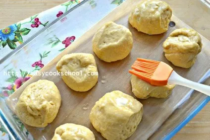 Пампушки з часником рецепт з фото крок за кроком, легкі рецепти (часником) Пампушки з часником рецепт з фото крок за кроком, легкі рецепти