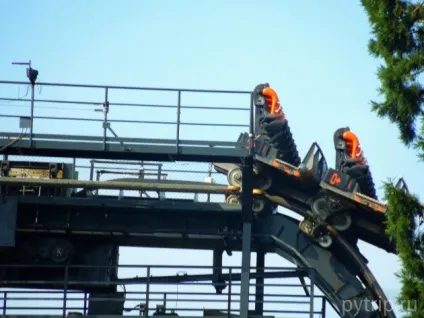 Парк атракціонів alton towers в Англії (alton towers) Парк атракціонів alton towers в Англії
