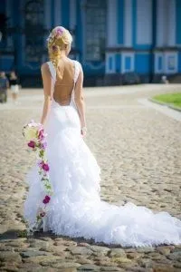 Сукня з відкритою спиною кращі фасони і моделі на 50 фото! (Відкритої) Сукня з відкритою спиною кращі фасони і моделі на 50 фото!