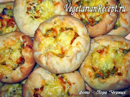 Пиріг-піца без яєць з картоплею та грибами (овочами) (овочами) Пиріг-піца без яєць з картоплею та грибами (овочами)